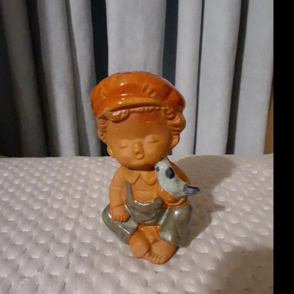 Figurine